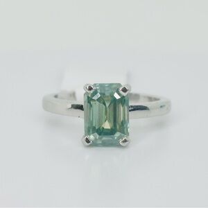 3.15ct MOISSANITE ring size 7